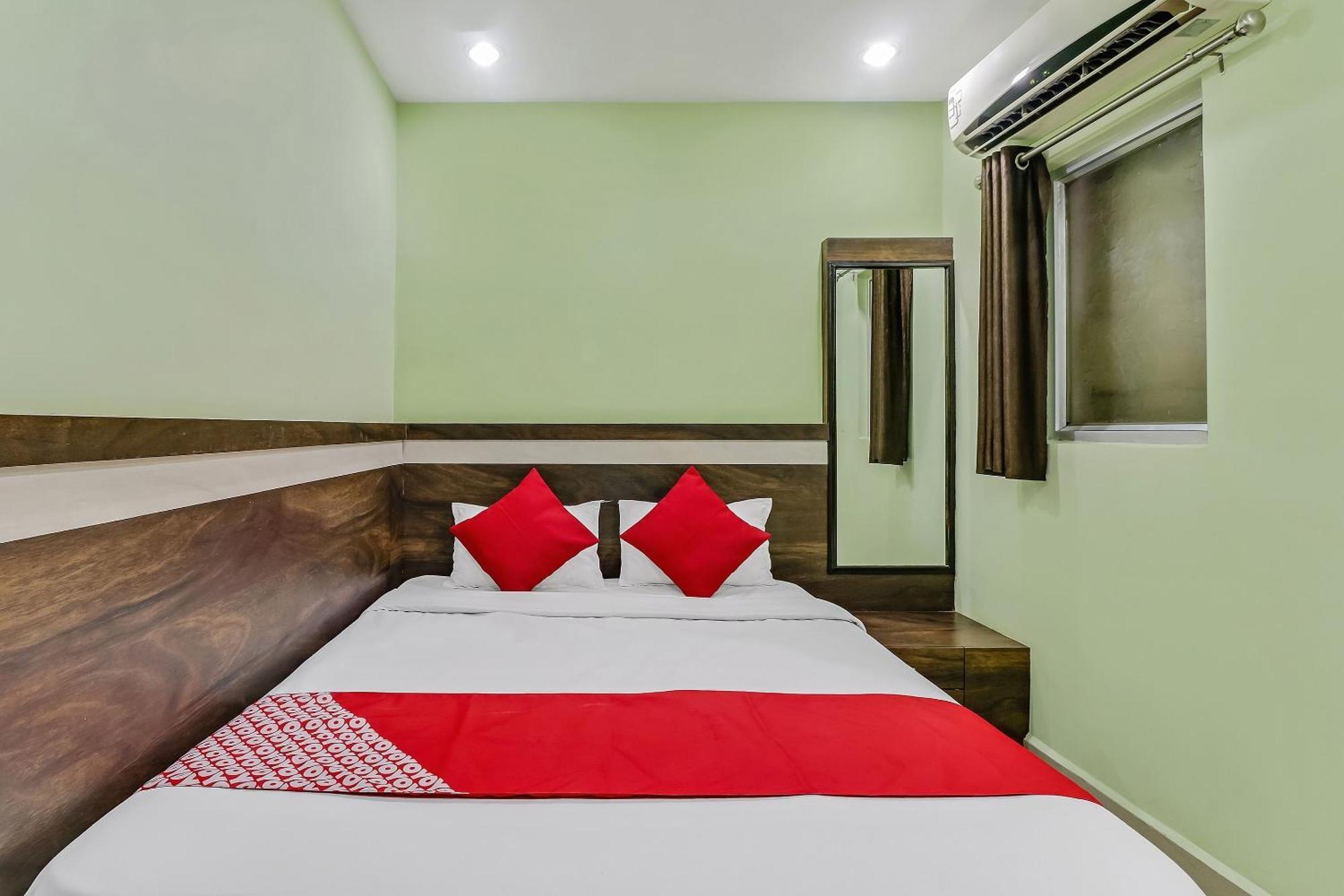 Super Hotel O Royal Raj Nandgaon Экстерьер фото